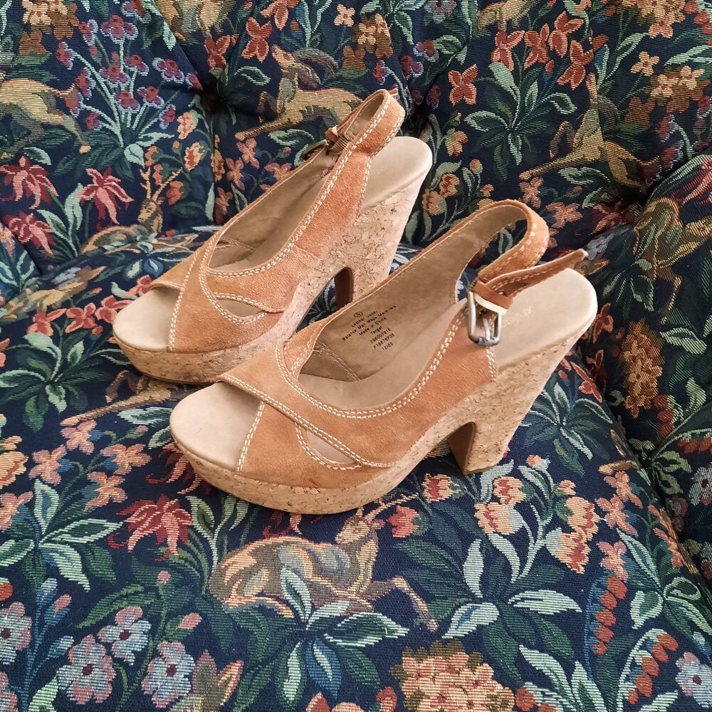 LADIES 2" PLATFORM CORK SANDALS SUEDELIKE SIZE 8
